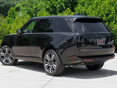 New 2026 Land Rover Range Rover SE AWD/4WD image 10