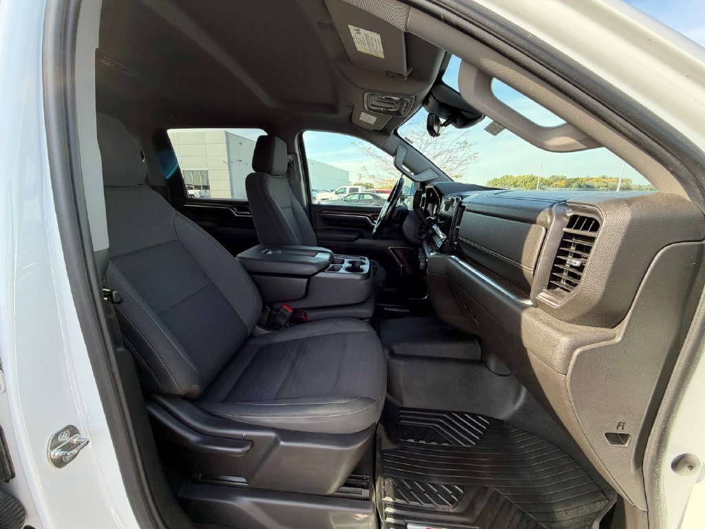 Used 2024 Chevrolet Silverado 3500 LT w/ Safety Package AWD/4WD image 22