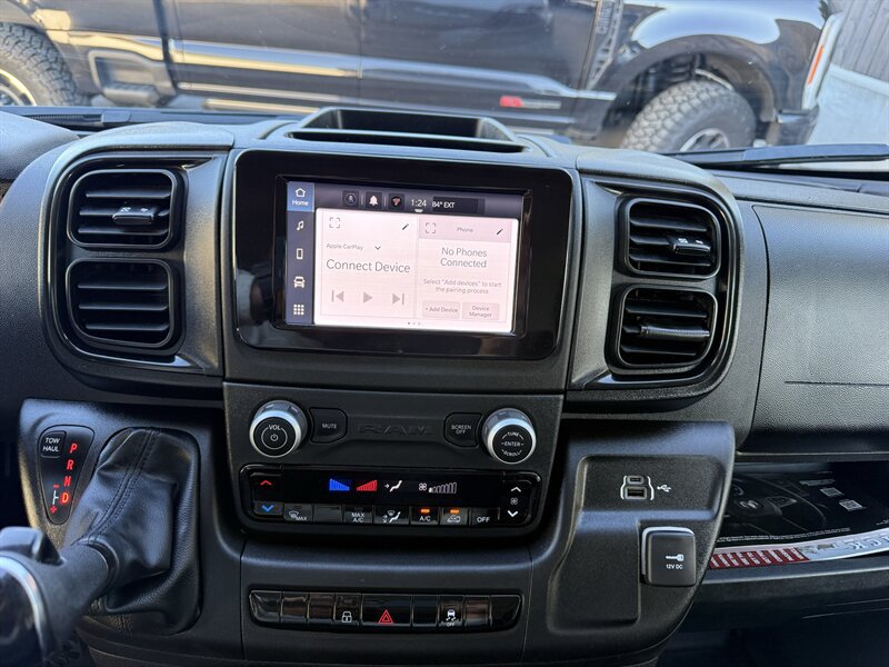 Used 2024 RAM ProMaster 3500 FWD image 2