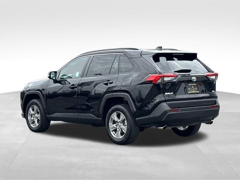 Used 2024 Toyota RAV4 XLE FWD image 7