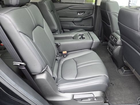 New 2026 Honda Pilot Touring image 23