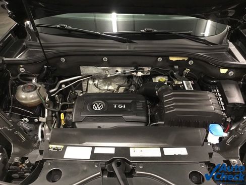 Used 2021 Volkswagen Atlas Cross Sport SE image 44