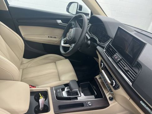 Used 2024 Audi Q5 2.0T Premium Plus image 24