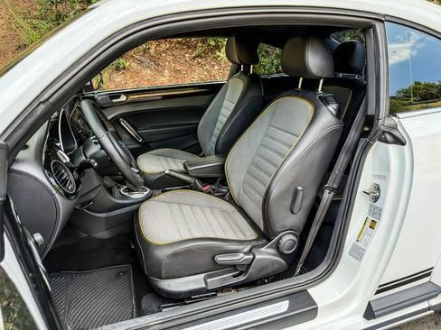 Used 2016 Volkswagen Beetle 1.8T Dune FWD image 9