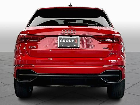 Used 2022 Audi Q3 2.0T Premium w/ Convenience Package image 7