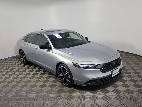 Certified 2025 Honda Accord Sport image 2