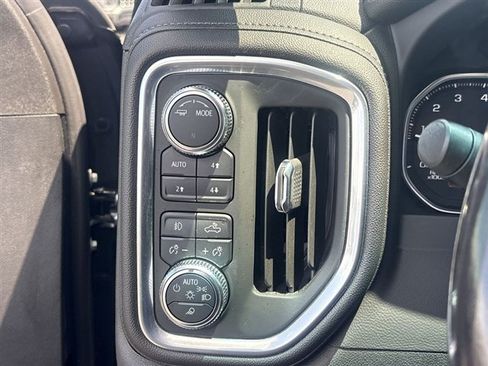 Certified 2021 GMC Sierra 1500 Elevation w/ Preferred Package AWD/4WD image 17