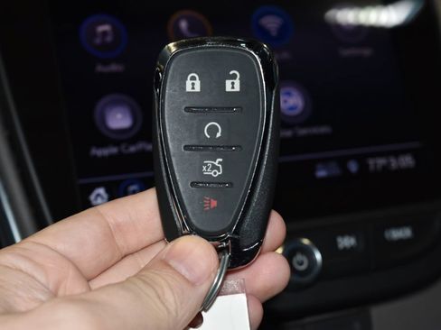 Used 2020 Chevrolet Malibu LT FWD image 16
