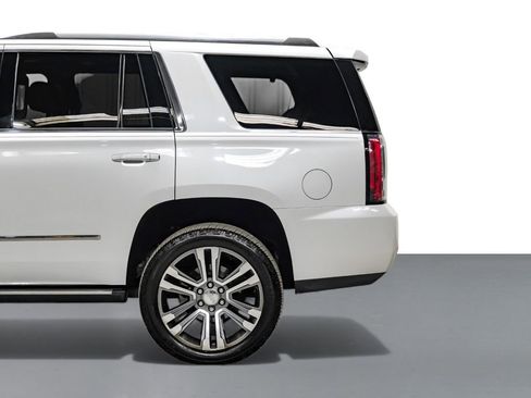Used 2017 GMC Yukon Denali w/ Open Road Package image 11