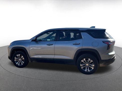 Used 2025 Chevrolet Equinox LT image 9