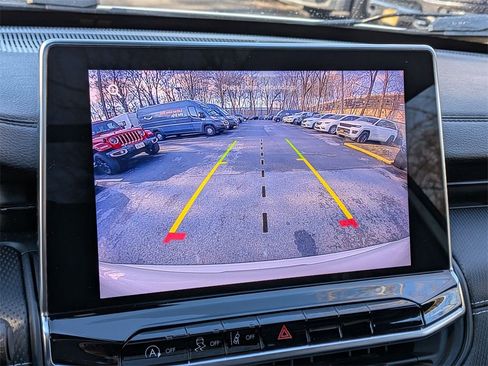 Certified 2022 Jeep Compass Altitude w/ Sun and Sound Group image 18