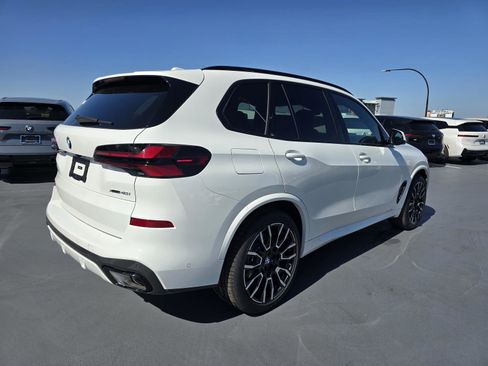 New 2026 BMW X5 xDrive40i w/ M Sport Package image 3