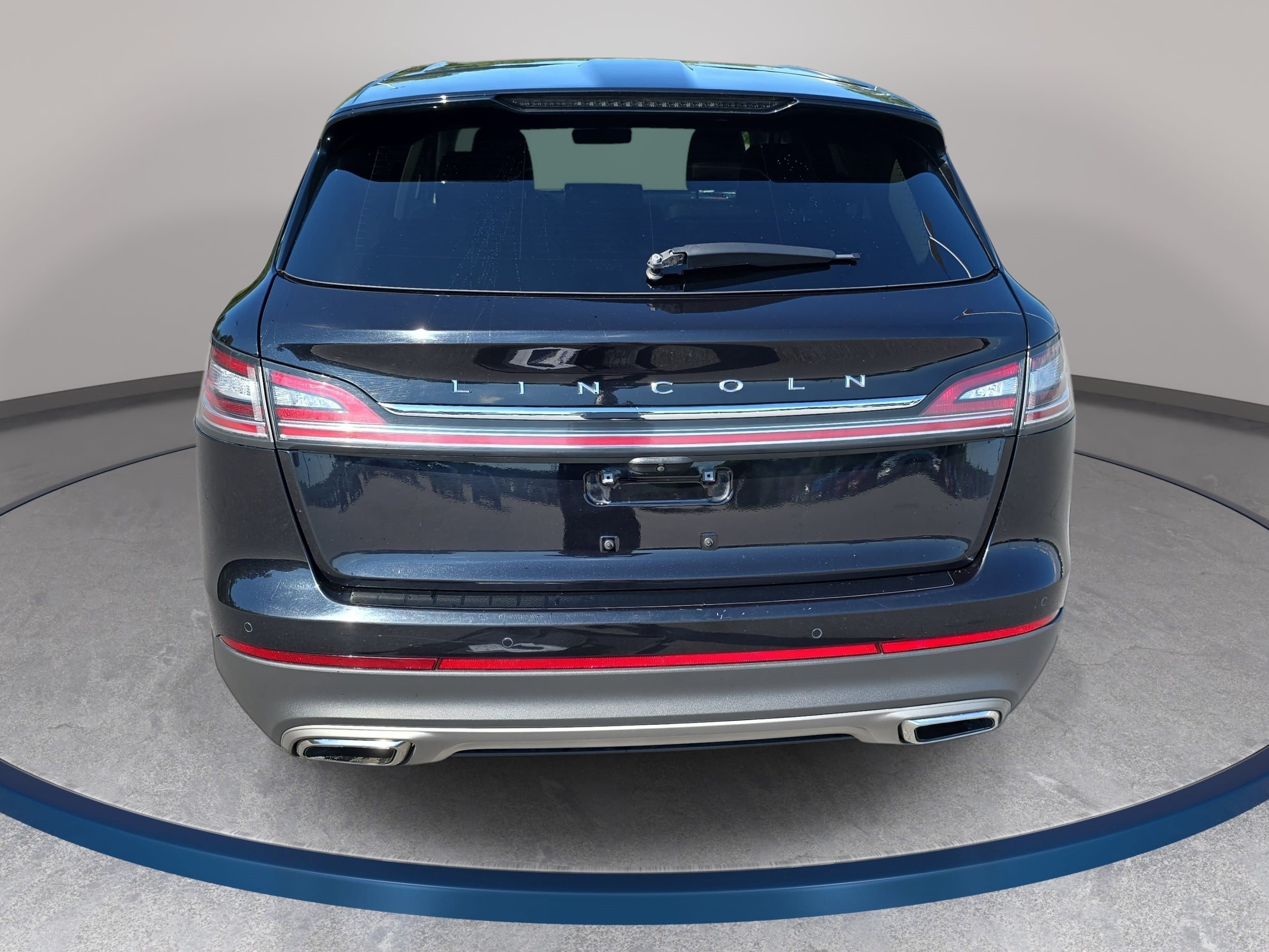 Certified 2023 Lincoln Nautilus Reserve AWD/4WD image 6