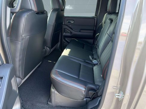 Used 2023 Nissan Frontier PRO-4X w/ Pro-4X Premium Package AWD/4WD image 28