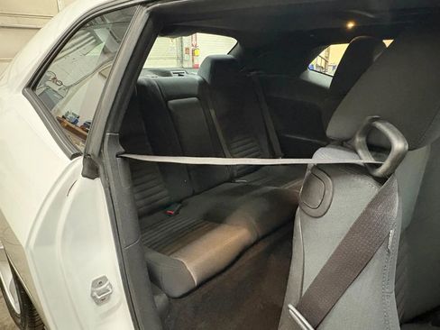 Used 2011 Dodge Challenger R/T image 20