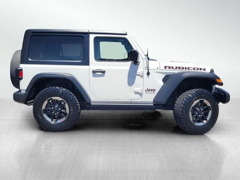 Used 2018 Jeep Wrangler Rubicon AWD/4WD image 3