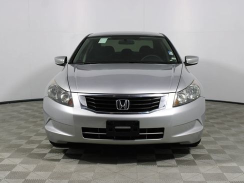 Used 2010 Honda Accord LX-P image 2