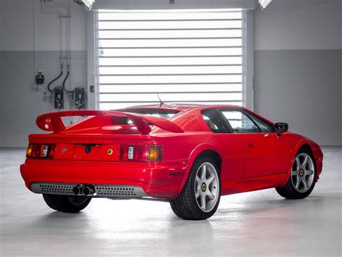 Used 2001 Lotus Esprit image 2