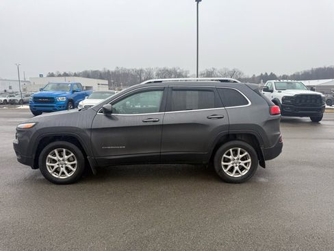 Used 2015 Jeep Cherokee Latitude w/ Comfort/Convenience Group image 9