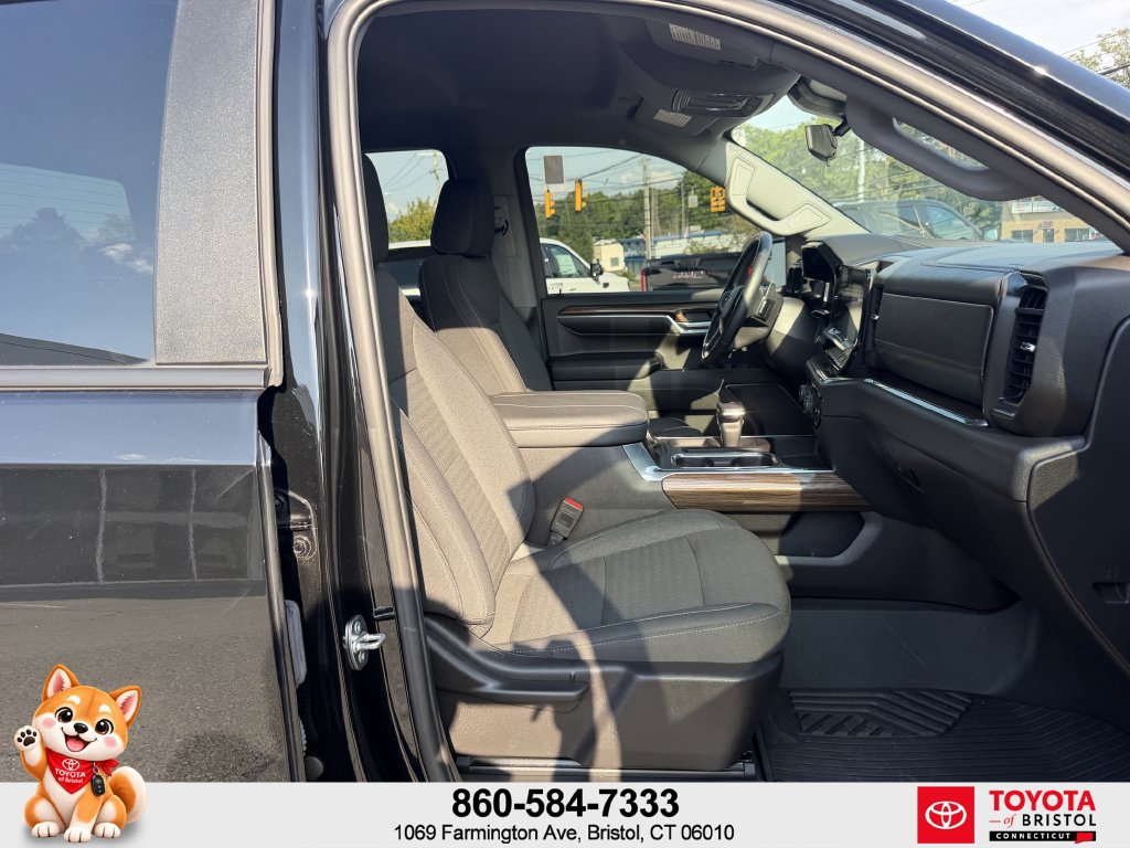 Used 2024 Chevrolet Silverado 1500 LT Trail Boss w/ Protection Package AWD/4WD image 40
