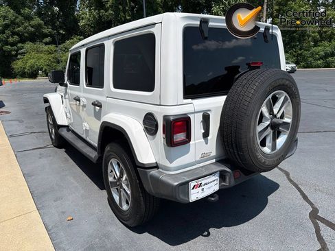 Certified 2022 Jeep Wrangler Unlimited Sahara AWD/4WD image 14