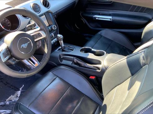 Used 2016 Ford Mustang GT Premium image 13