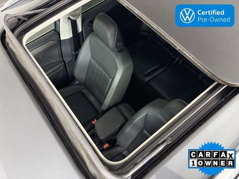 Used 2024 Volkswagen Tiguan SE image 22