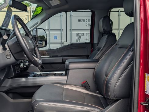 Certified 2024 Ford F250 Lariat w/ Chrome Package image 20