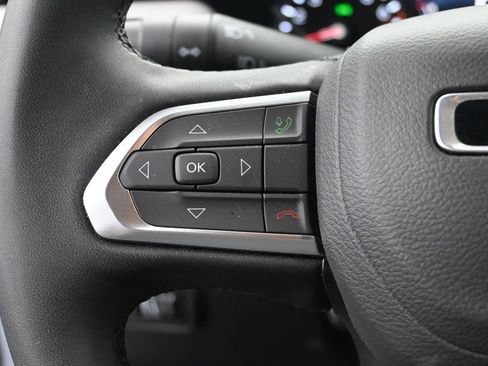 Used 2025 Jeep Compass Limited AWD/4WD image 33
