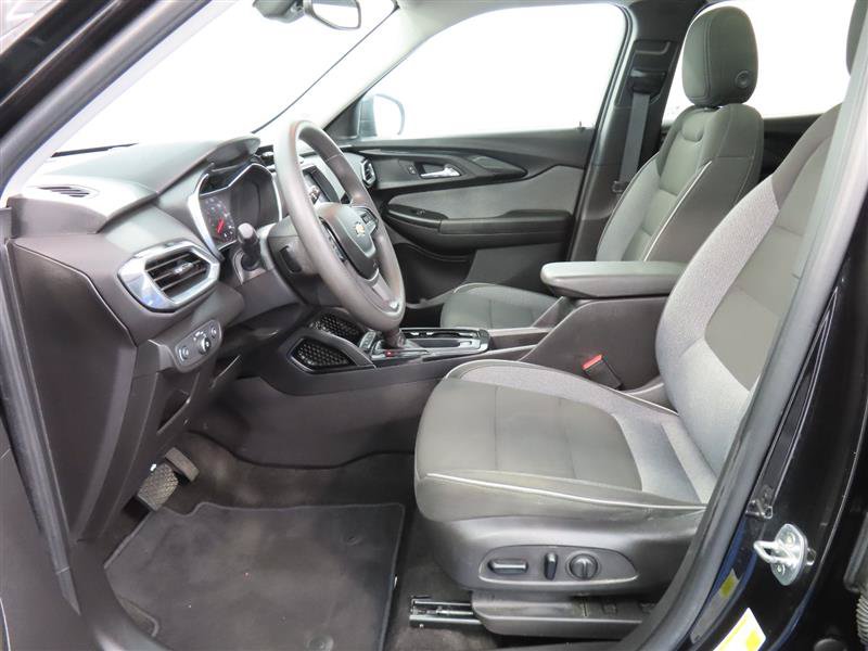 Used 2021 Chevrolet TrailBlazer LT w/ Sun and Liftgate Package AWD/4WD image 17