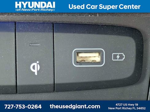 Certified 2024 Hyundai Tucson Limited AWD/4WD image 30