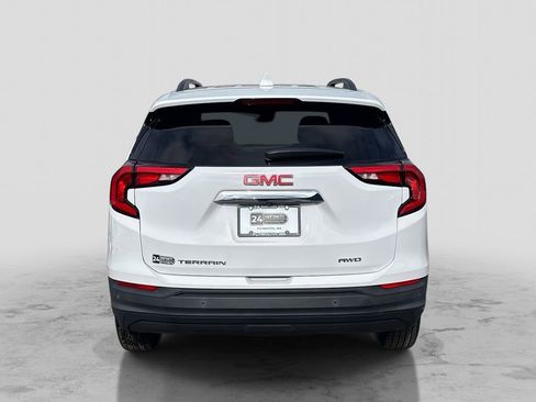 Used 2019 GMC Terrain SLE w/ Driver Convenience Package image 4