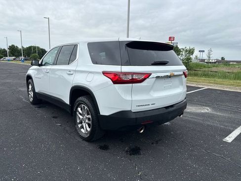 Certified 2021 Chevrolet Traverse LS image 4