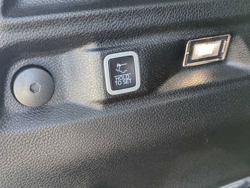 Used 2021 Jeep Grand Cherokee L Limited RWD image 14