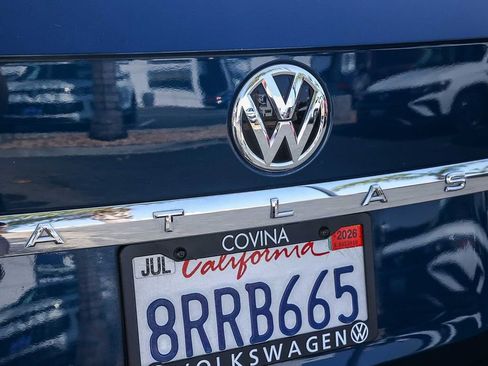 Used 2020 Volkswagen Atlas SE w/ Panoramic Sunroof Package image 11