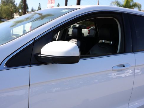 Used 2022 Ford Edge SEL image 12