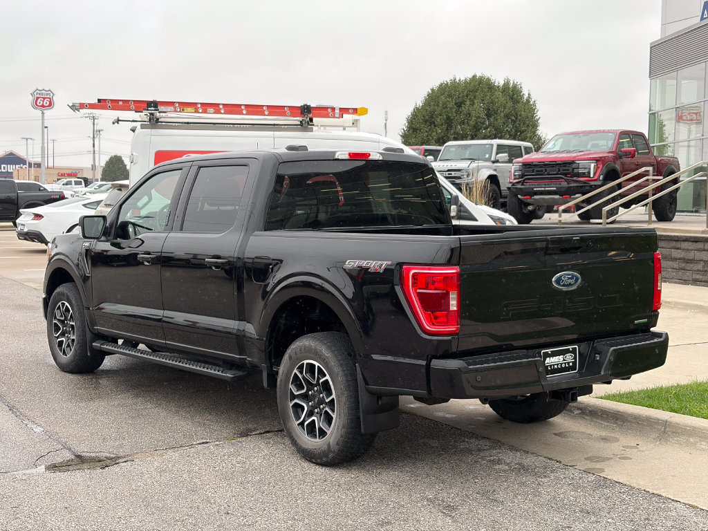Used 2022 Ford F150 XLT w/ Equipment Group 302A High AWD/4WD image 4