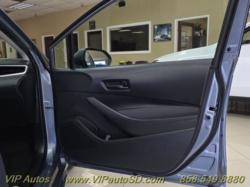 Used 2023 Toyota Corolla LE FWD image 12