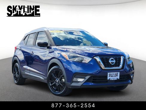 Used 2020 Nissan Kicks SR w/ SR Premium Package FWD image 1