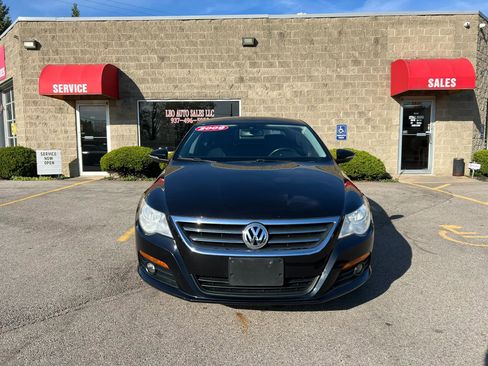 Used 2009 Volkswagen CC Sport FWD image 2