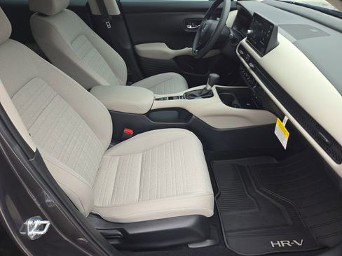 Certified 2026 Honda HR-V LX image 15