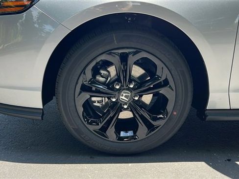 New 2025 Honda Accord SE image 10