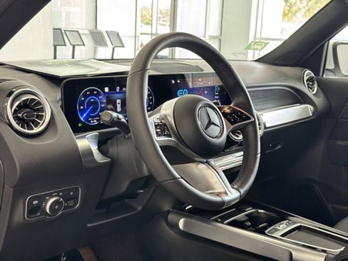 Certified 2025 Mercedes-Benz EQB 300 4MATIC image 15