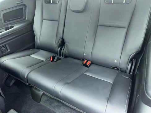 Used 2022 Subaru Ascent Limited w/ Technology Package image 47