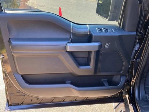 Used 2018 Ford F150 XLT w/ Equipment Group 302A Luxury AWD/4WD image 12