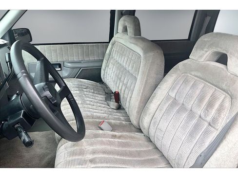 Used 1992 Chevrolet Silverado 3500 2WD Crew Cab image 14