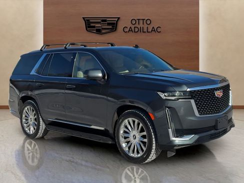 Used 2022 Cadillac Escalade Premium Luxury w/ Performance Package image 7