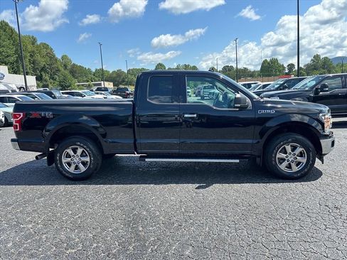 Used 2018 Ford F150 XLT w/ Equipment Group 301A Mid AWD/4WD image 9