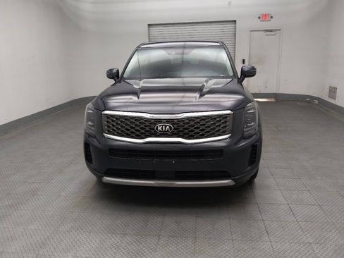 Used 2021 Kia Telluride LX FWD image 15