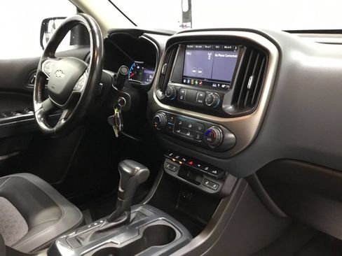 Used 2021 Chevrolet Colorado Z71 w/ Safety Package AWD/4WD image 24